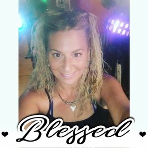 Meet your Posher, Lynette